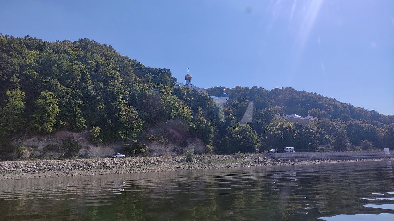 Главная картинка новости: С 19 июня будет полностью запрещён отдых на природе: любителям чистого воздуха придётся поискать другие места