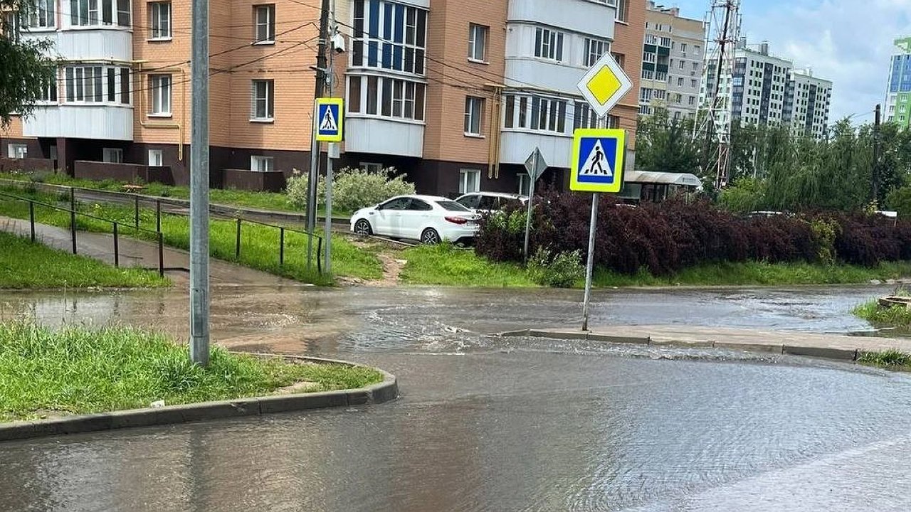 Главная картинка новости: Калуга столкнулась с дорогостоящей проблемой ливневой канализации на Правобережье