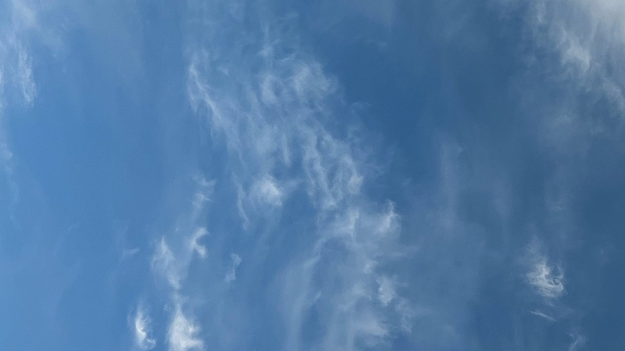 Главная картинка новости: ПВО сбила беспилотник в Калужской области