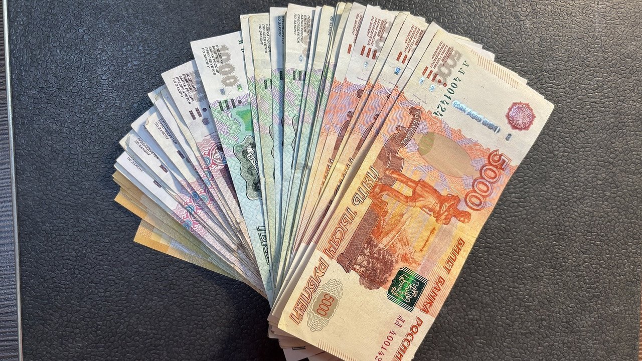 Главная картинка новости: Инженер оборонного предприятия в Калуге осужден за коммерческий подкуп на 600 тысяч рублей