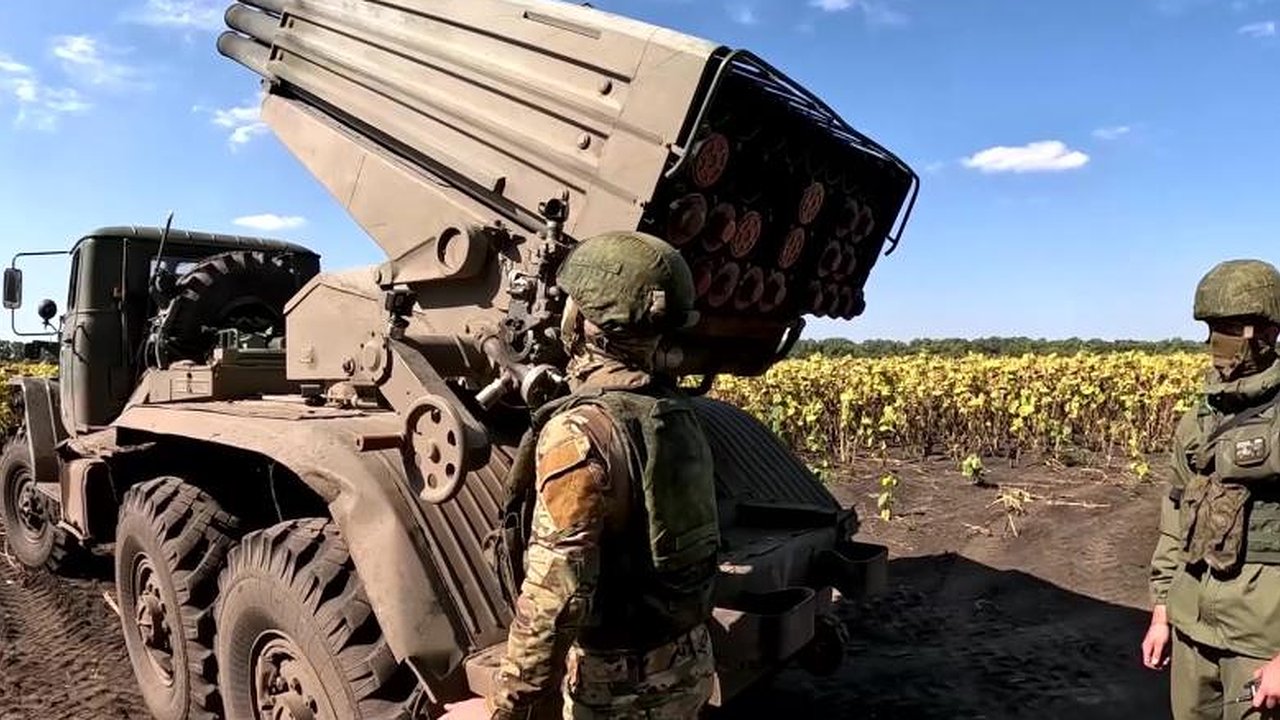 Главная картинка новости: Решающая битва за Донбасс: куда двинутся российские войска после взятия Часова Яра