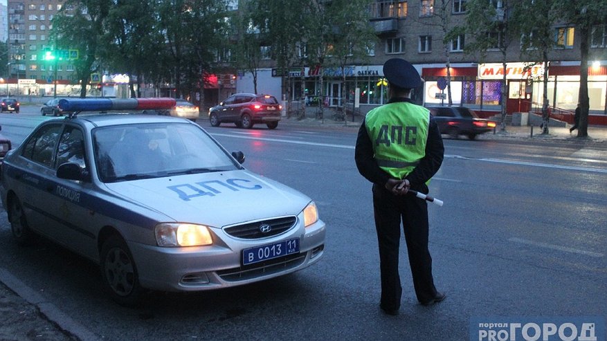 Главная картинка новости: У водителей отберут права в августе, если найдут эти предметы в салоне или багажнике — список ГАИ