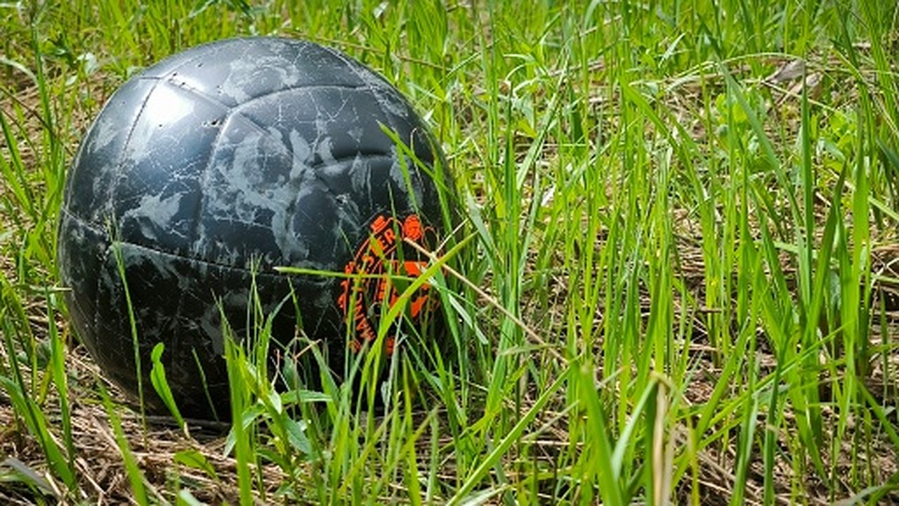 Главная картинка новости: "Калуга" против "Авангарда": битва за очки в 3-м туре Второй лиги обещает жару