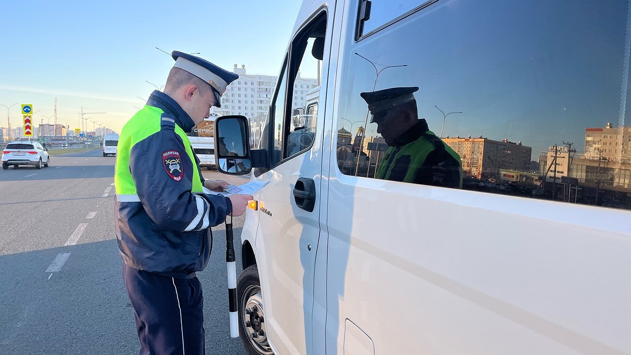 Главная картинка новости: С 10 августа началось массовое лишение прав: три группы водителей под прицелом ГИБДД по всей стране