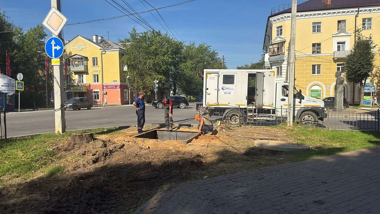 Главная картинка новости: Калуга увеличивает финансирование программы по сохранению исторического центра