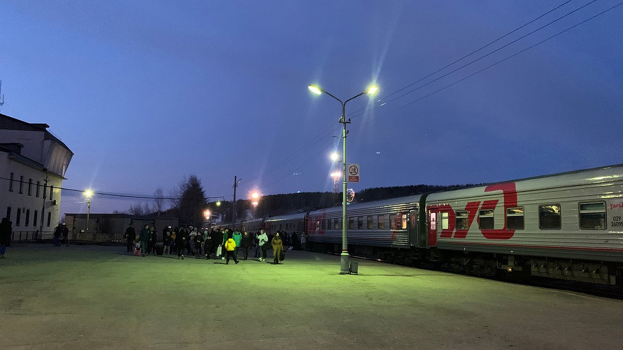 Главная картинка новости: Уходит эпоха: РЖД уберут вагоны-рестораны со всех поездов дальнего следования. Что придёт им на смену?