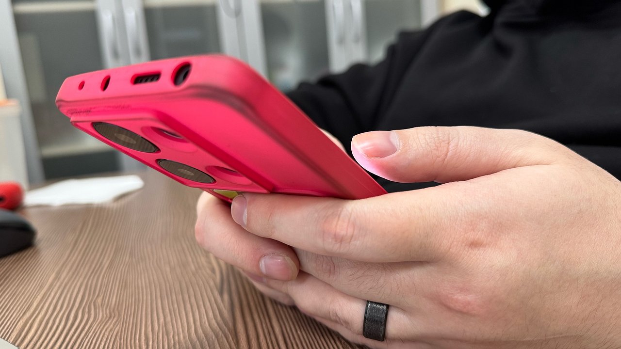 Главная картинка новости: Кто звонит с незнакомого номера: подробная инструкция, как проверить звонок, не попасться на уловки мошенников и защитить себя