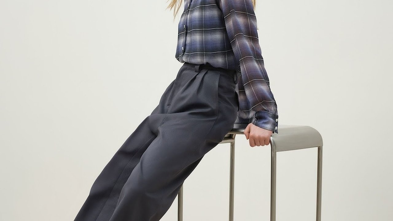 Главная картинка новости: Модные вещи зимы 2025/26 для повседневной носки