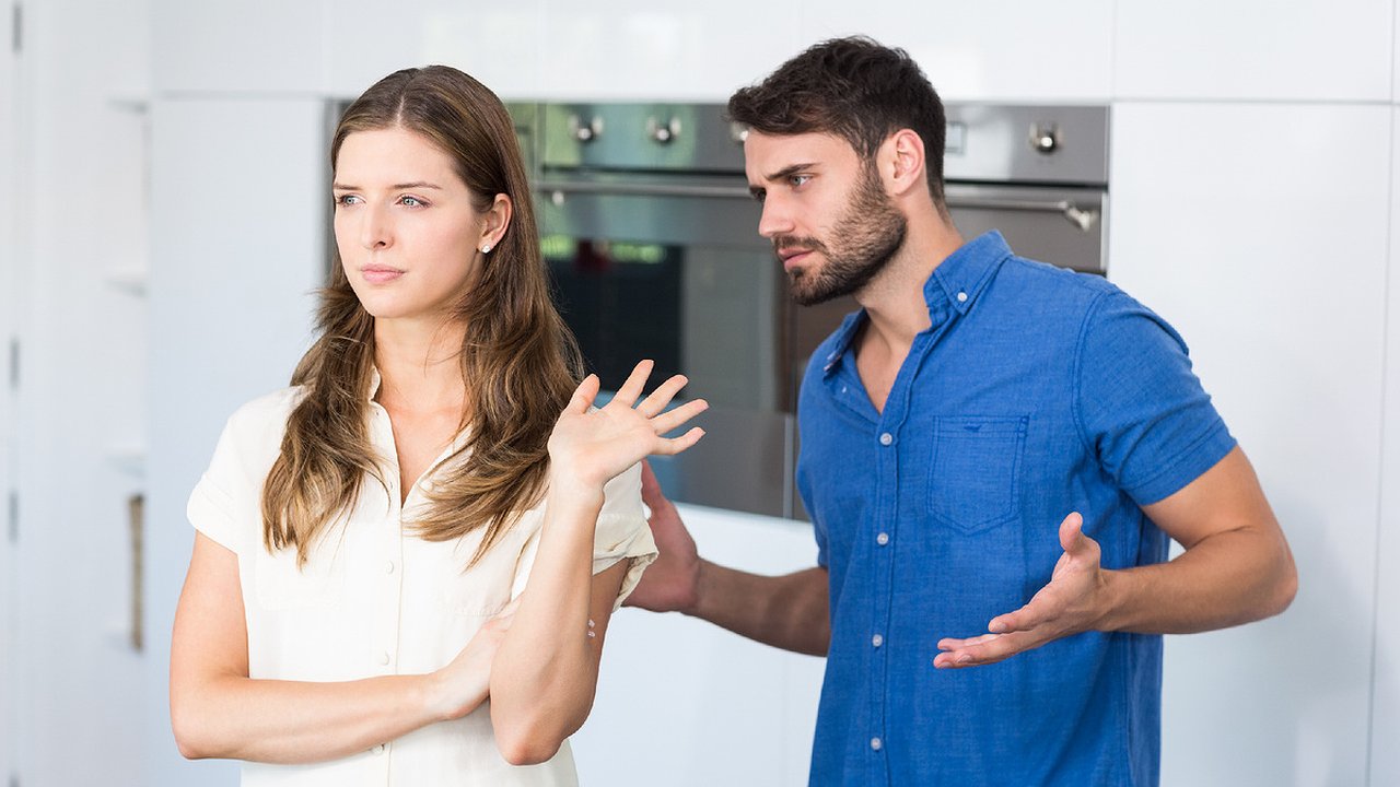 Главная картинка новости: Бывший супруг обратился в суд с требованием о разделе квартиры, приобретенной родителями до брака.