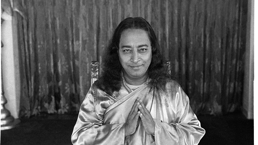 Главная картинка новости: Открываем, почему выбрали мать: кармическая причина Йогананды