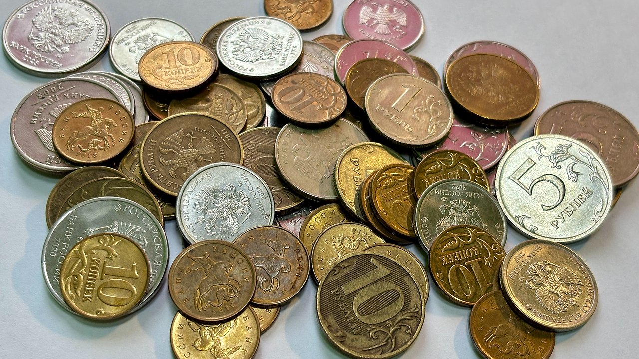 Главная картинка новости: Жители Калуги за сентябрь 2025 года в среднем получили почти 90 тысяч рублей 