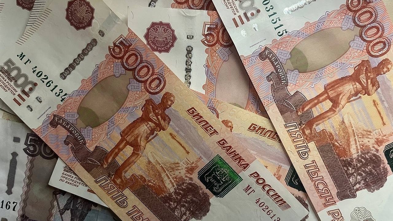 Главная картинка новости: Калуга приняла бюджет-2026: приоритет – социальная сфера