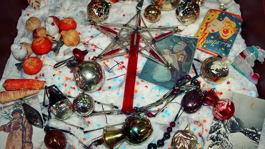 Главная картинка новости: Коллекционеры платят полмиллиона за советские ёлочные игрушки