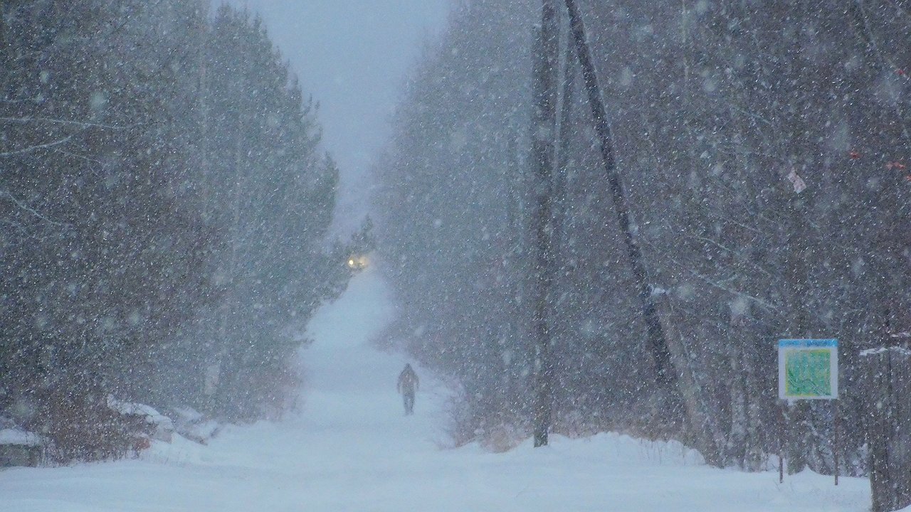 Главная картинка новости: В Калужской области 28 января ожидаются сильные снегопады и гололед