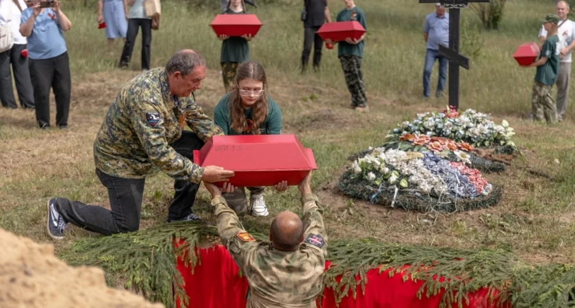 В Козельске перезахоронили воинов Великой Отечественной