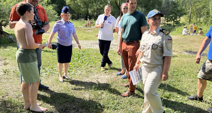 В Калуге сотрудники МЧС и Следственного комитета провели рейд по несанкционированным пляжам 