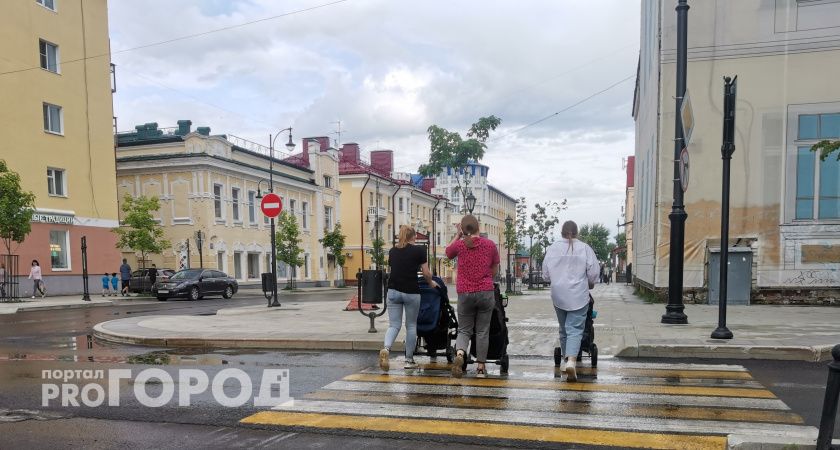 В Калуге для мамочек с колясками организуют бесплатную пешую экскурсию по городу