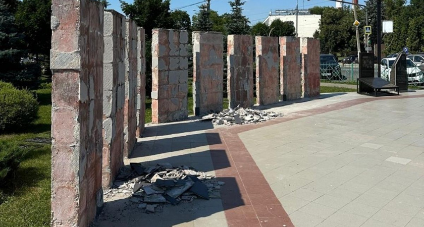 В Боровском районе Калужской области отремонтируют мемориальную зону в сквере Победы