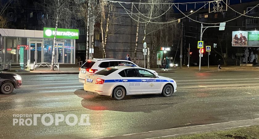В Калуге подозревают двух мужчин в совершении ряда краж денег из офисных помещений