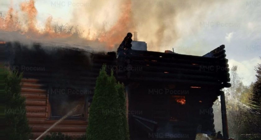 В Калужской области в двух пожарах пострадали люди