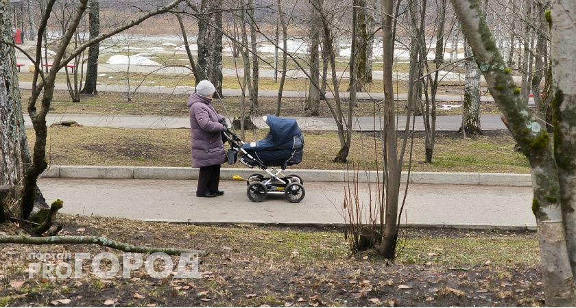 В Калужской области более семи тысяч семей получили выплаты при рождении ребенка 