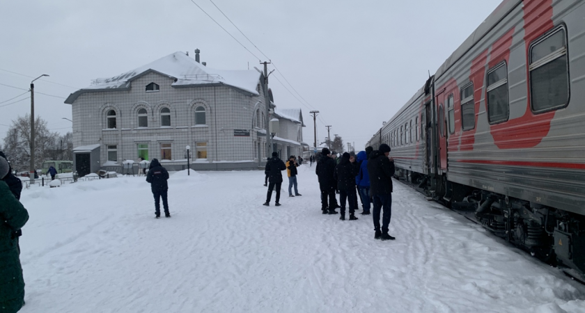 Поезда в Калужской области идут с задержкой из-за снега