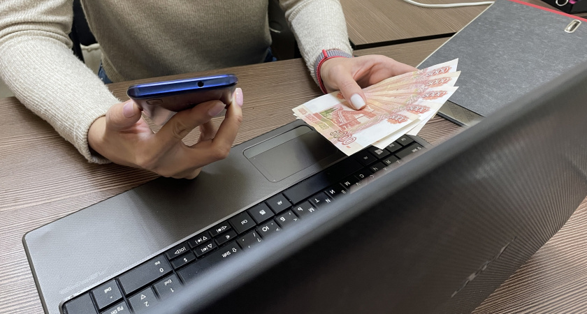 Всем, у кого имеются сбережения в рублях, дали срок до 20 декабря. Потом уже будет поздно