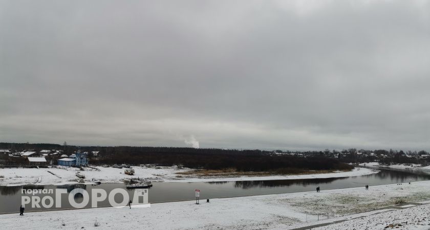 В Калуге очистили набережную реки от свалки после обращения в прокуратуру 