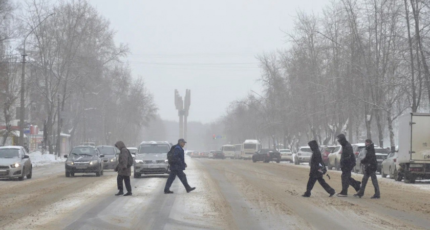 В ГАИ рассказали, до какого возраста можно садиться за руль и перечислили ограничения для пожилых водителей