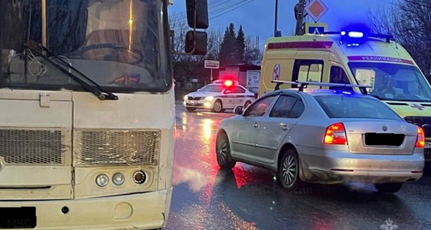 Автобус сбил пешехода в Калуге