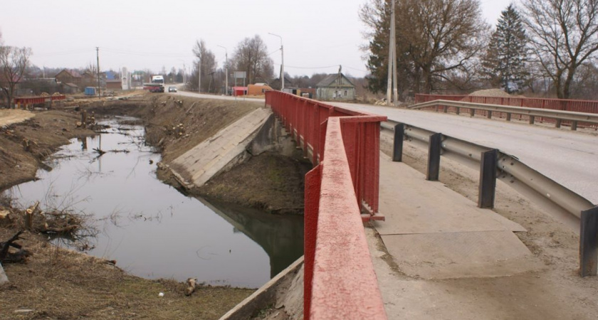 Мост через Клютому в Калужской области закроют на реконструкцию