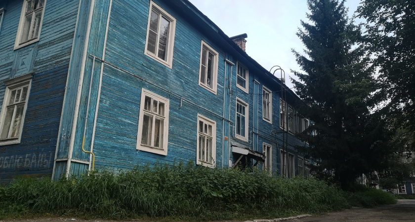 В Калуге дом пенсионерки, помогающей бойцам СВО, признали аварийным