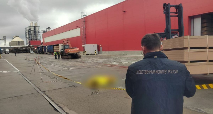 Водитель погрузчика получил принудительные работы за смерть уборщицы в Калужской области