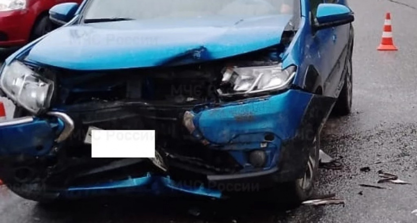 В Калужской области две легковушки разбились в ДТП
