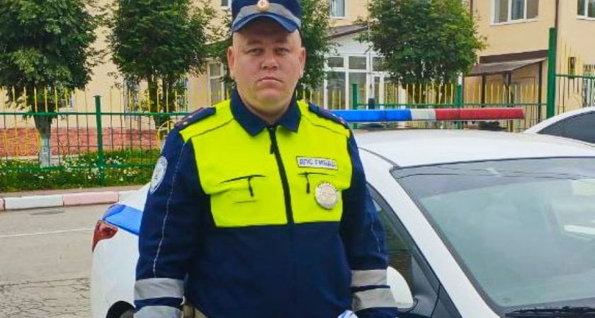 Полицейский из Калужской области спас жизнь пенсионеру после ДТП