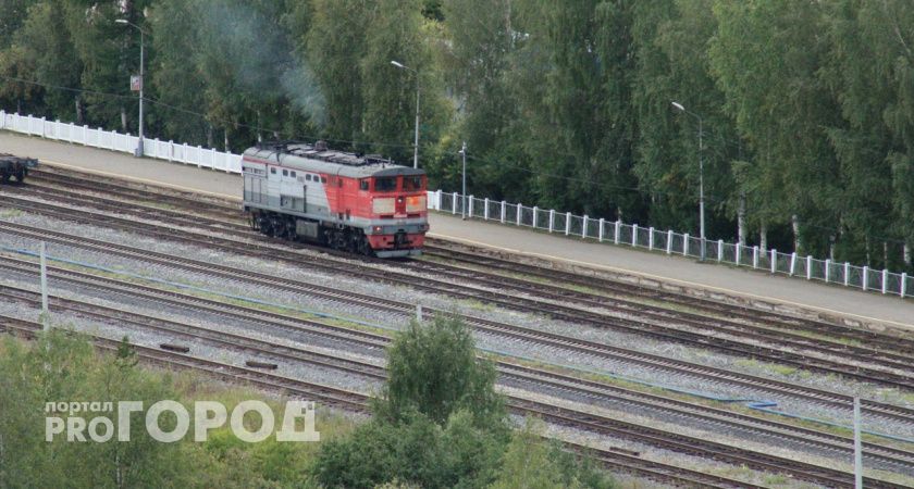 Подросток погиб от удара током на крыше поезда в Калужской области