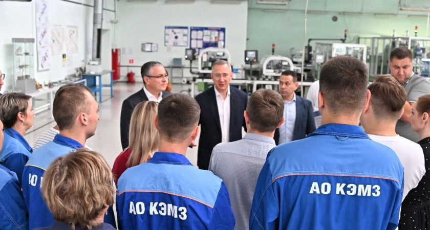 Губернатор Шапша посетил Калужский электромеханический завод: новые разработки и кадровые решения
