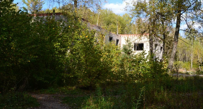Заброшенный аграрный колледж в Калуге превратят в экоцентр и часть Губернского парка