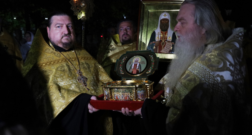 В Калугу прибыли мощи святого патриарха Тихона