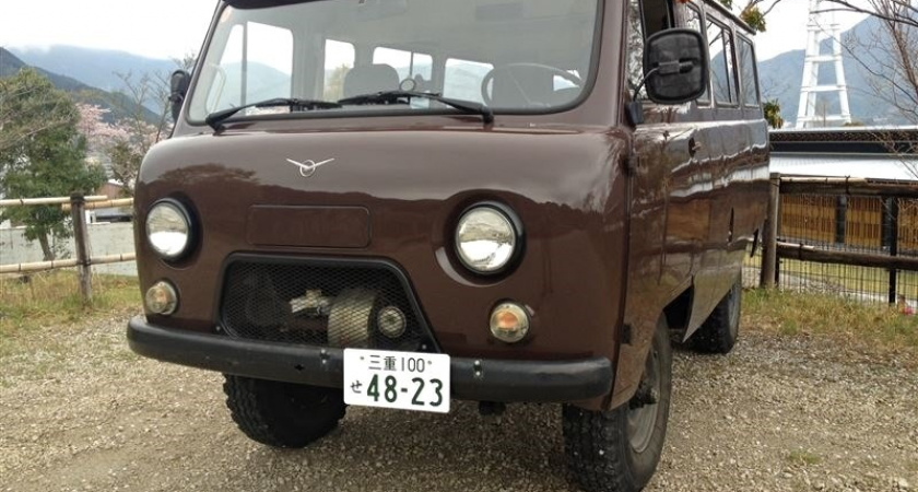 Японцы приобретают УАЗ «Буханка» за 3 млн руб.: в чем причина?