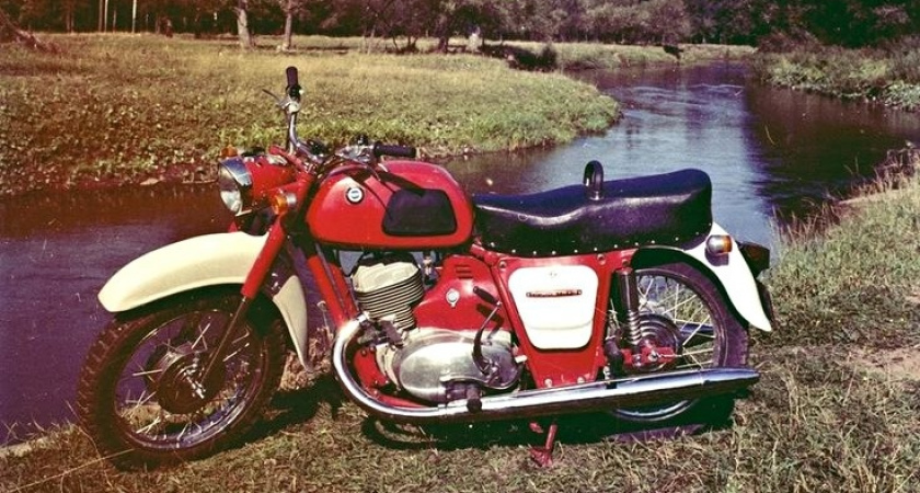 Причины прекращения производства мотоциклов после распада СССР.