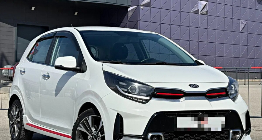 Малолитражка с низким расходом топлива и надежным мотором стала доступна в России по цене автомобиля Веста.