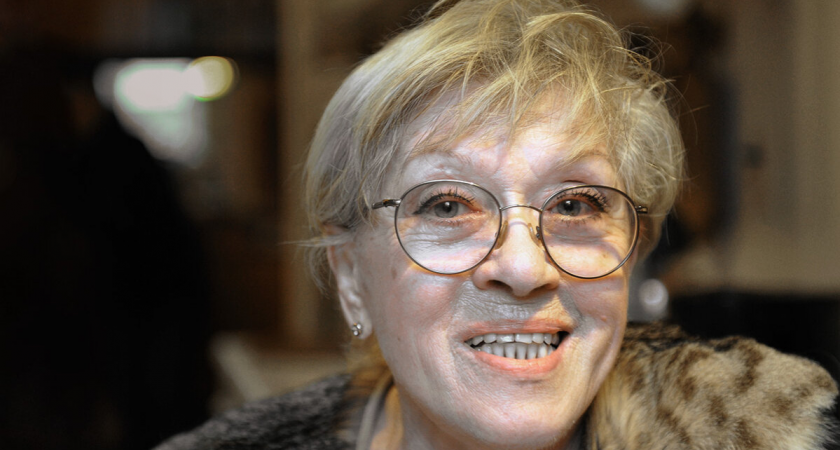 Почему остаются одни в старости: разбираем 9 фраз Алисы Фрейндлих