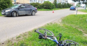 В Калужской области автомобиль сбил велосипедиста на перекрестке