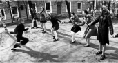Раскрываем секрет советских дворов: свободнее, опаснее, счастливее
